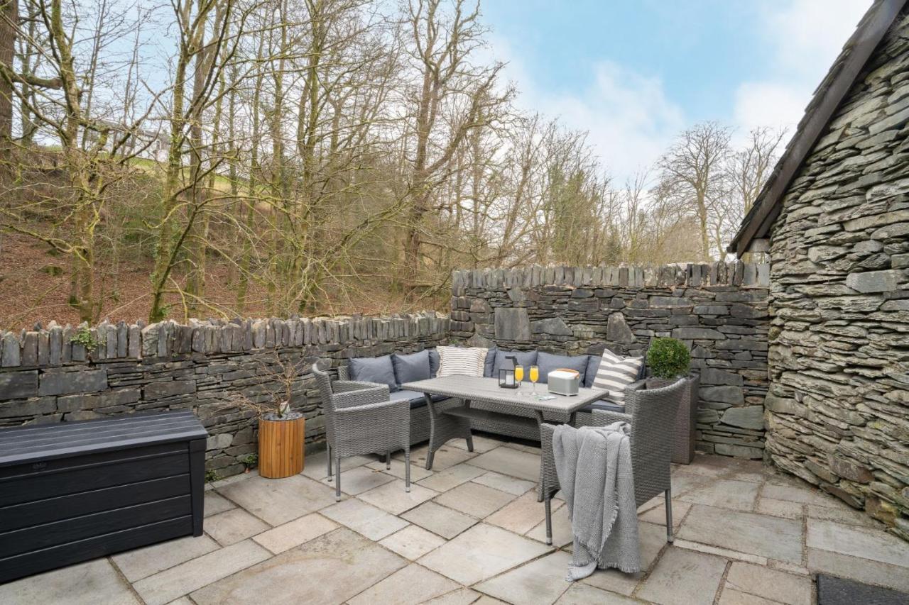 Spacious Property With Waterfall View By Letmestay Ambleside Extérieur photo